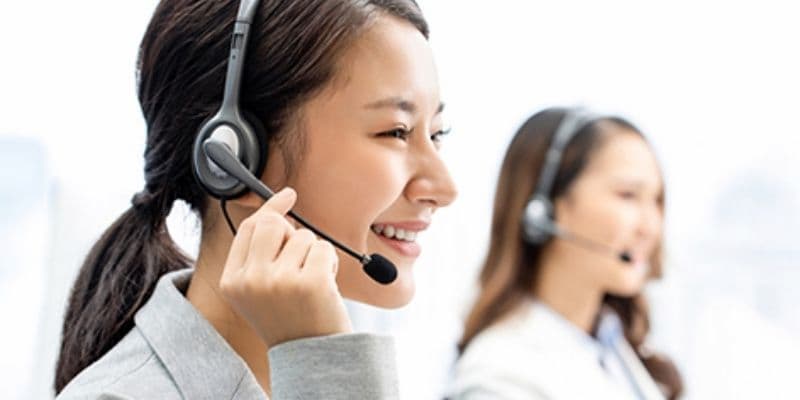 Liên hệ Gọi điện thông qua Hotline